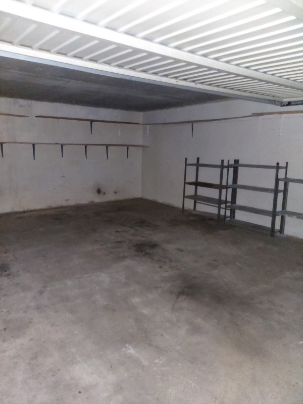 Débarras d'un garage en sous sol