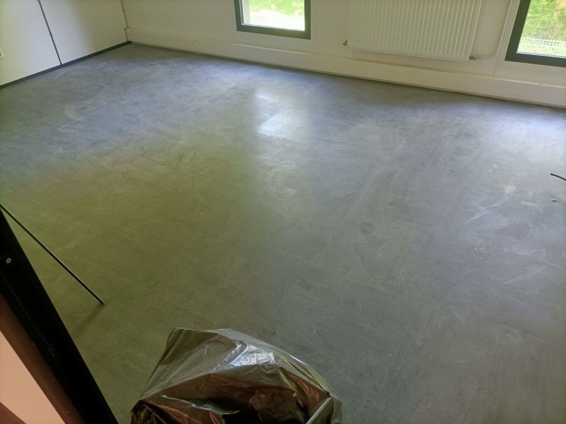 Nettoyage des sols de bureaux professionnels proche de Rouen 76