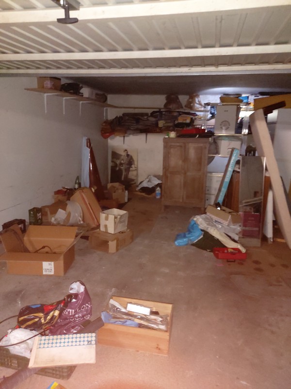 Débarras d'un garage en sous sol
