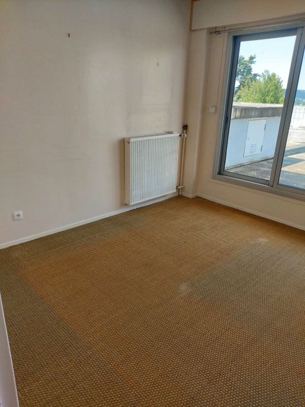 Débarras complet d'un appartement à Bois Guillaume, près de Rouen en Seine-Maritime 76