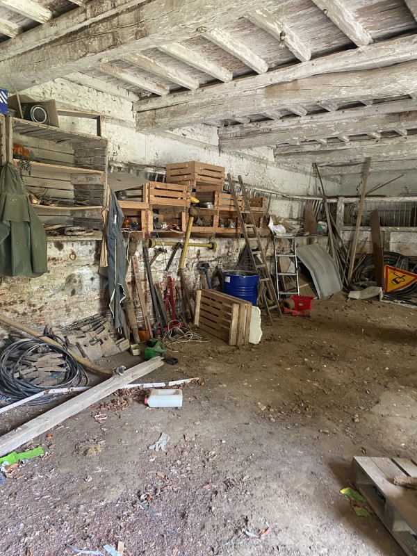 Faire appel à une entreprise pour débarrasser des locaux professionnels près de Bois Guillaume 76