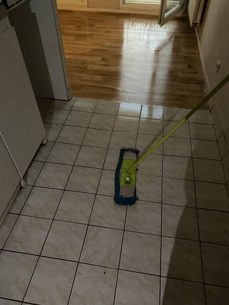 Entreprise pour le nettoyage d’un appartement pour personne âgée située à Mont Saint Aignan proche de Rouen 76