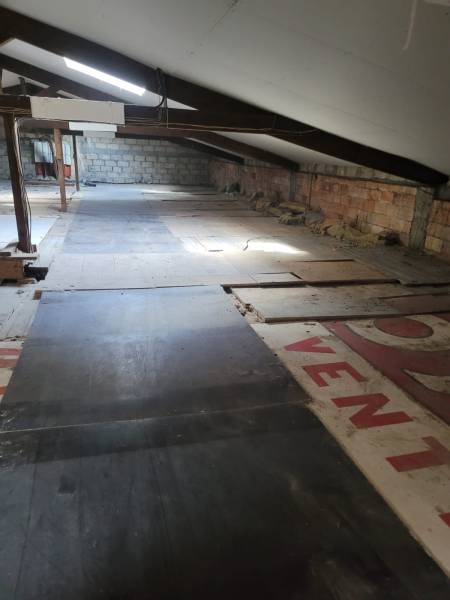 Grand débarras d'un grenier avec 80 m3 d'encombrants avec mise en déchetterie à Mont Saint Aignan à côté de Rouen 76