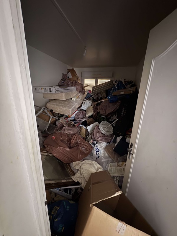 Débarras d'appartement syndrome de Diogène à Rouen Seine-Maritime (76)