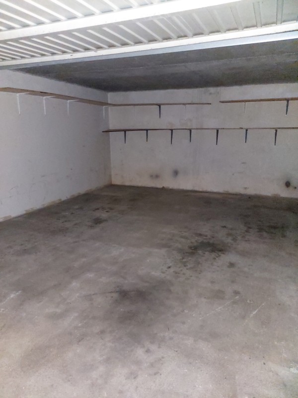 Débarras d'un garage en sous sol