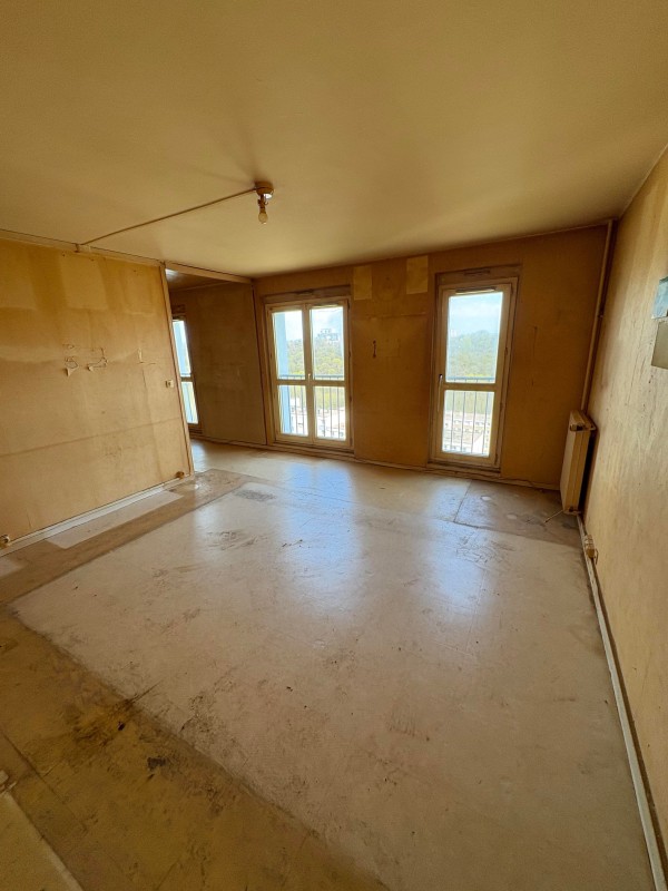 Débarras d'un appartement syndrome de Diogène avec mise en déchetterie suite demande huissier de justice à Rouen 76